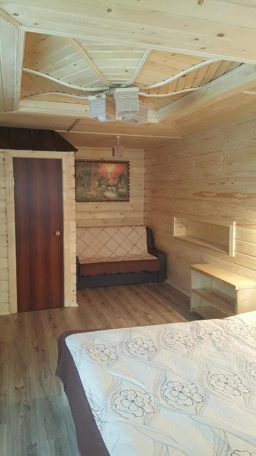 Садиба Гуцулка Ксеня Jaremtsche Exterior foto